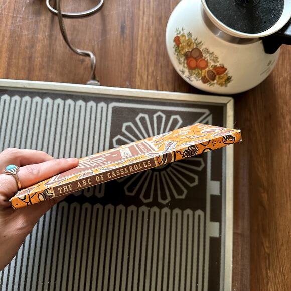 Vintage 1954 The ABC Of Casseroles Small Hardcover Cookbook - Picture 8 of 8